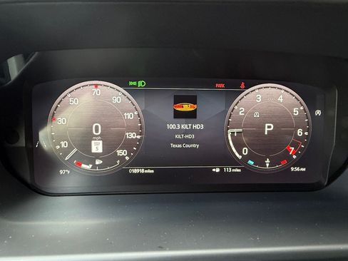 Used 2024 Land Rover Defender 110 X-Dynamic SE AWD/4WD image 27