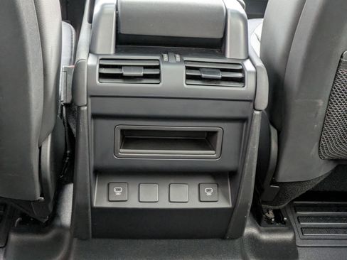 Used 2023 Land Rover Defender 110 X-Dynamic SE AWD/4WD image 27