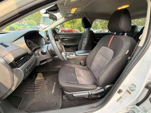 Used 2023 Nissan Sentra SR FWD image 21