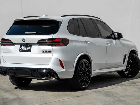 Used 2025 BMW X5 M Competition w/ Executive Package image 9