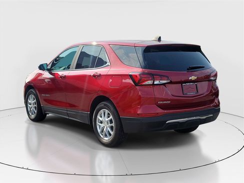 Used 2024 Chevrolet Equinox LT w/ LPO, Floor Liner Package FWD image 3