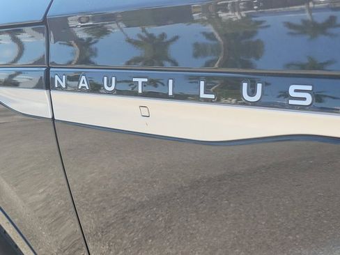 Certified 2024 Lincoln Nautilus Reserve w/ Equipment Group 202A image 9