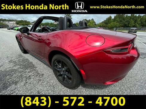 Used 2019 MAZDA MX-5 Miata Sport RWD image 8