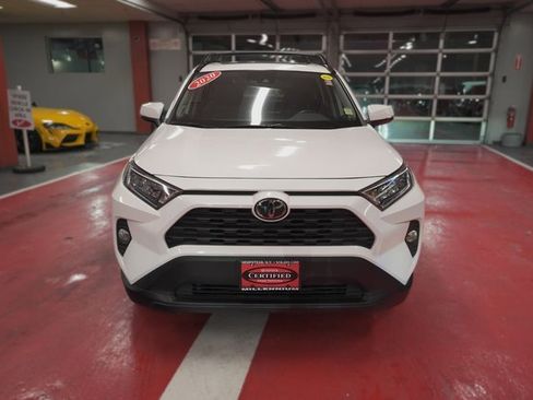 Certified 2020 Toyota RAV4 XLE Premium image 7