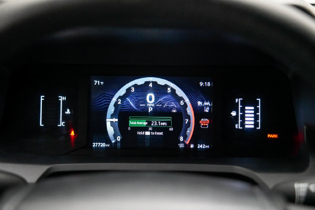 Used 2025 Toyota 4Runner SR5 AWD/4WD image 21
