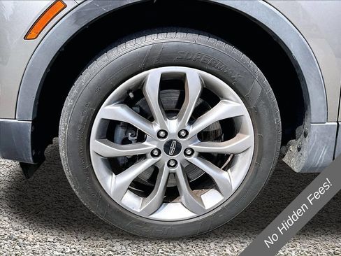 Used 2017 Lincoln MKC Select w/ Select Plus Package AWD/4WD image 9