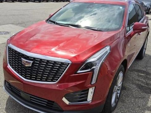 Used 2025 Cadillac XT5 Premium Luxury w/ Technology Package AWD/4WD image 1