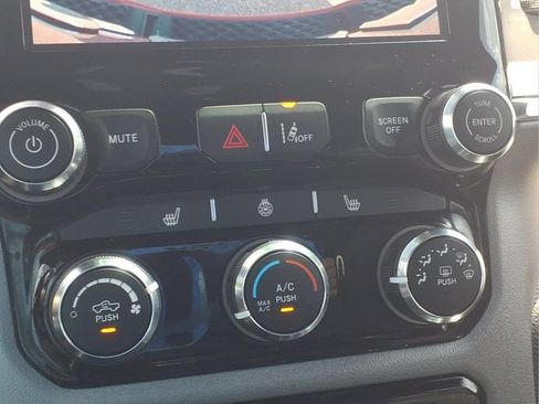 Used 2025 RAM 1500 Big Horn AWD/4WD image 21