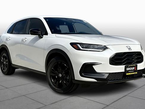 New 2026 Honda HR-V Sport image 2