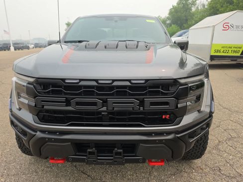 Used 2025 Ford F150 Raptor w/ Equipment Group 803A Raptor R AWD/4WD image 3