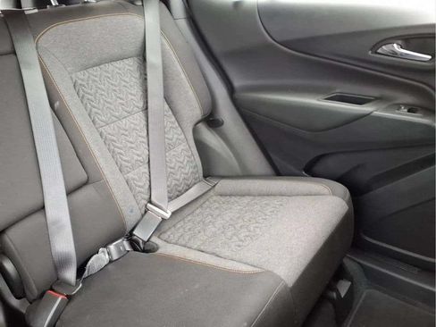 Used 2024 Chevrolet Equinox LT FWD image 18