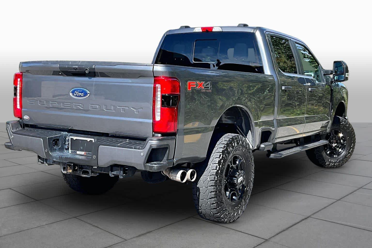 Used 2025 Ford F350 XL w/ STX Appearance Package AWD/4WD image 12