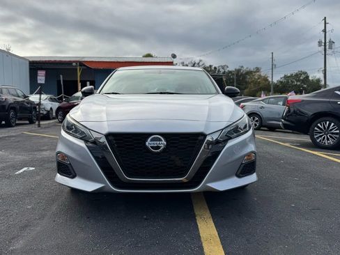 Used 2019 Nissan Altima 2.5 SR w/ SR Premium Package image 1
