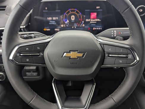 New 2026 Chevrolet Suburban LS image 21