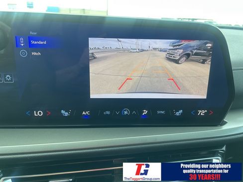 Used 2025 Chevrolet Traverse LT image 20