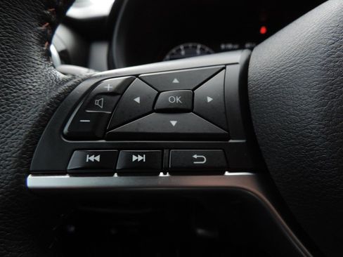 Certified 2024 Nissan Kicks SR w/ Interior Electronics Package image 26