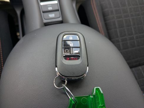 Used 2024 Honda HR-V Sport image 28