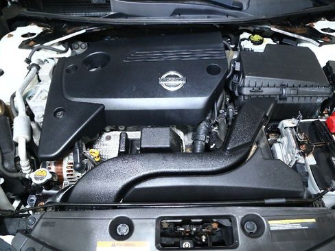 Used 2014 Nissan Altima 2.5 S image 32