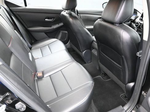Used 2022 Nissan Sentra SR w/ SR Premium Package FWD image 26