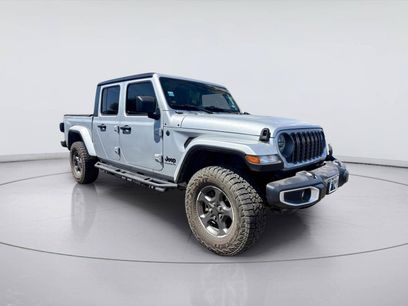 Used 2024 Jeep Gladiator Sport