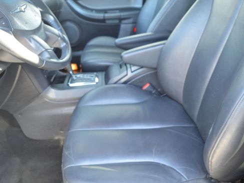 Used 2005 Chrysler Pacifica Touring w/ Comfort Convenience Group image 12