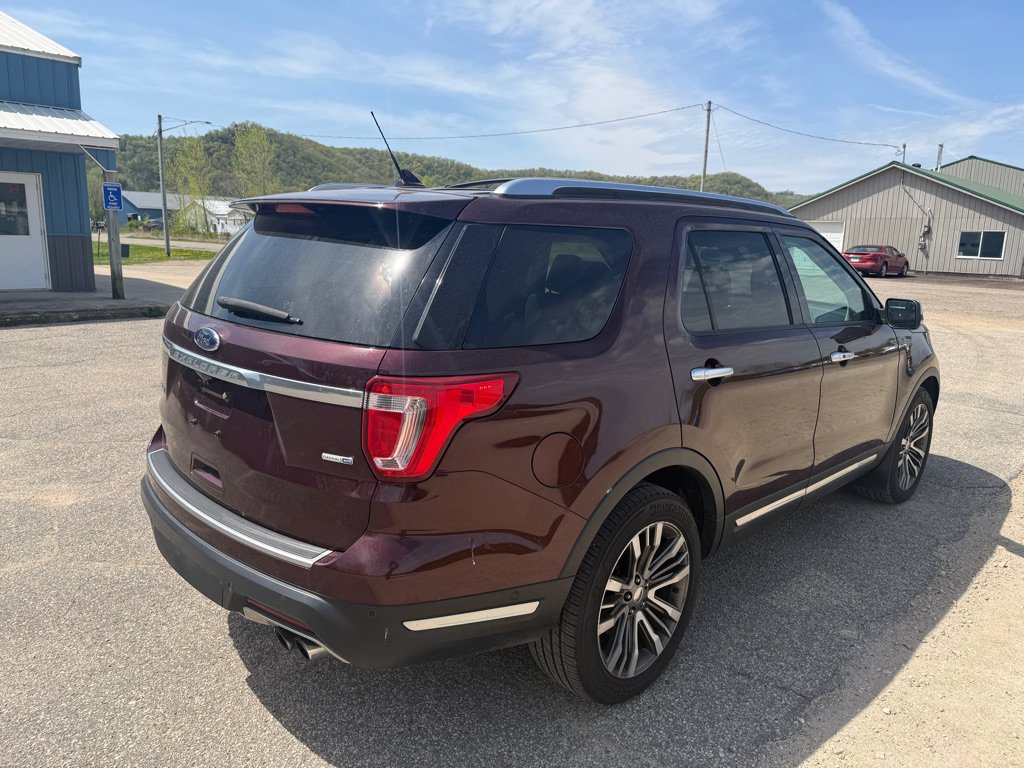 Used 2018 Ford Explorer Platinum AWD/4WD image 6