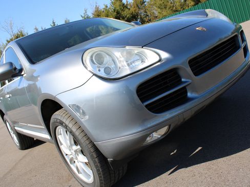 Used 2005 Porsche Cayenne S image 8