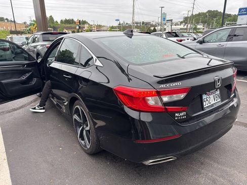 Used 2019 Honda Accord Sport image 7