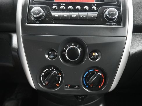 Used 2017 Nissan Versa SV FWD image 16