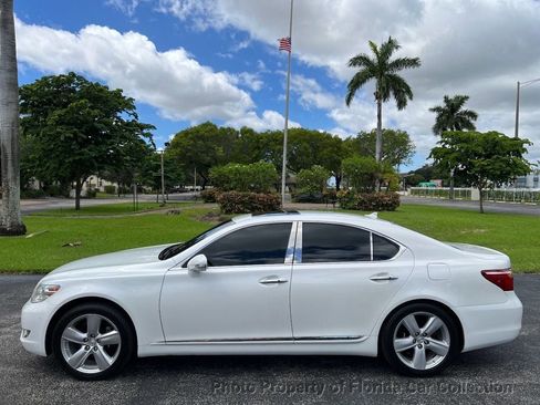 Used 2010 Lexus LS 460 RWD image 13