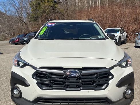 Used 2024 Subaru Crosstrek 2.0i Premium image 4