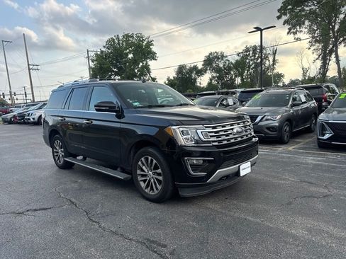 Used 2018 Ford Expedition Limited AWD/4WD image 2
