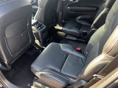 Certified 2024 Volvo XC90 T8 Ultimate w/ Protection Package Premier image 18