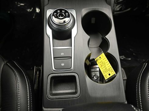 Used 2025 Ford Escape SE w/ PHEV Premium Package image 22