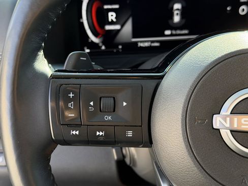 Used 2023 Nissan Pathfinder Platinum image 15