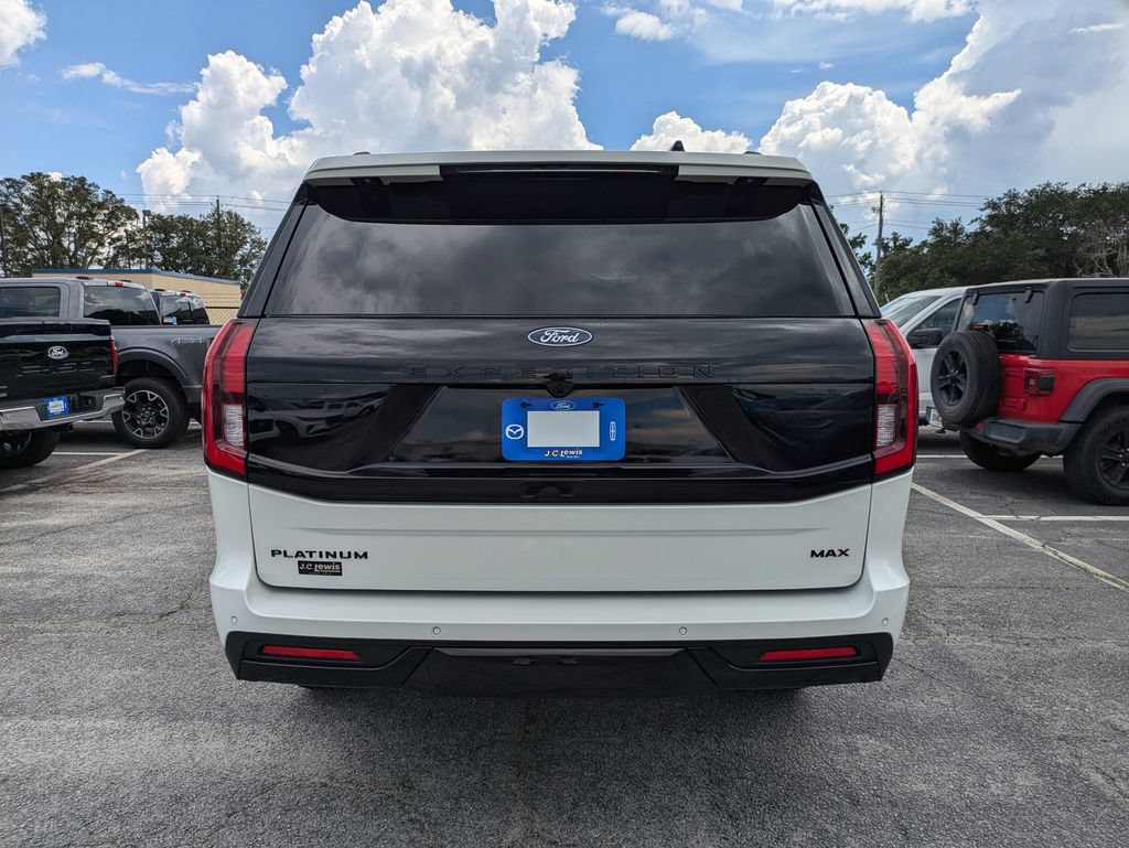 New 2027 Ford Expedition Max Platinum w/ Stealth Appearance Package RWD image 5