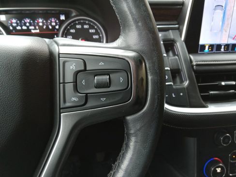 Used 2021 Chevrolet Tahoe Premier w/ Premium Package image 23