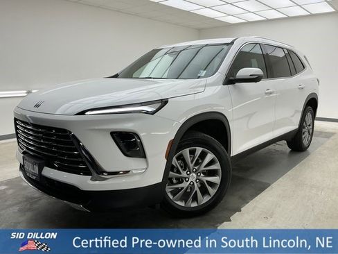 Certified 2025 Buick Enclave Preferred FWD image 1