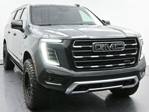 Used 2026 GMC Yukon XL AT4 w/ AT4 Premium Plus Package AWD/4WD image 2