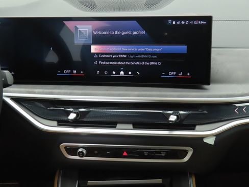 Certified 2025 BMW X5 sDrive40i w/ Parking Assistance Package image 15