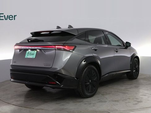 Used 2023 Nissan Ariya image 12