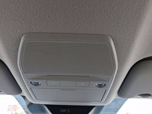 Certified 2025 Nissan Kicks SR AWD/4WD image 7