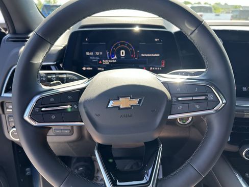 New 2026 Chevrolet Suburban Premier AWD/4WD image 26