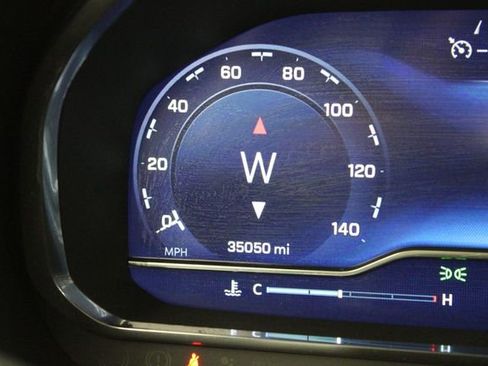 Used 2024 Chevrolet Tahoe LT w/ Luxury Package image 43