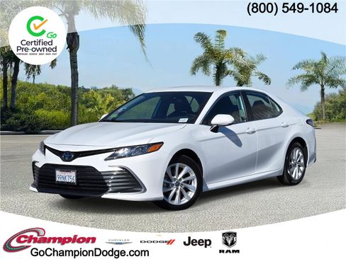 Used 2024 Toyota Camry LE image 1