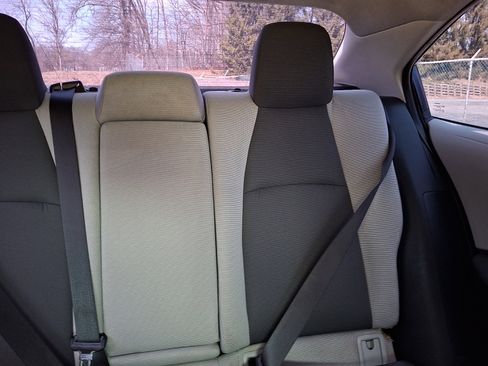 Used 2022 Toyota Corolla LE w/ Carpet Mat Package (TMS) image 20