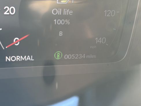 Certified 2025 Acura ADX A-Spec image 22