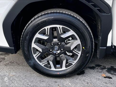 New 2026 Subaru Forester Premium image 9