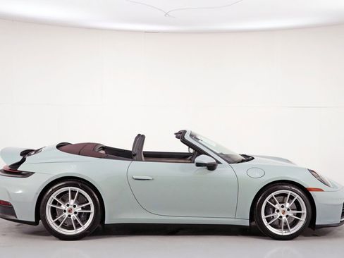 Used 2025 Porsche 911 Carrera image 52