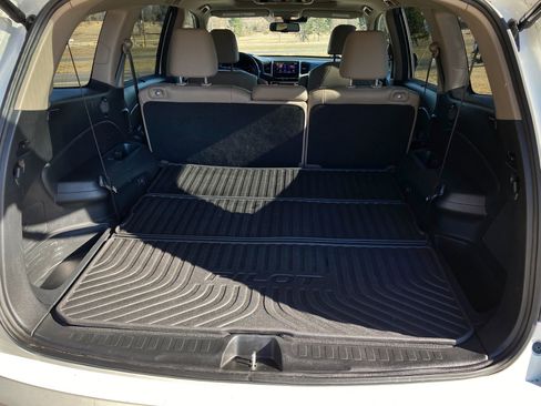 Used 2017 Honda Pilot Touring image 33